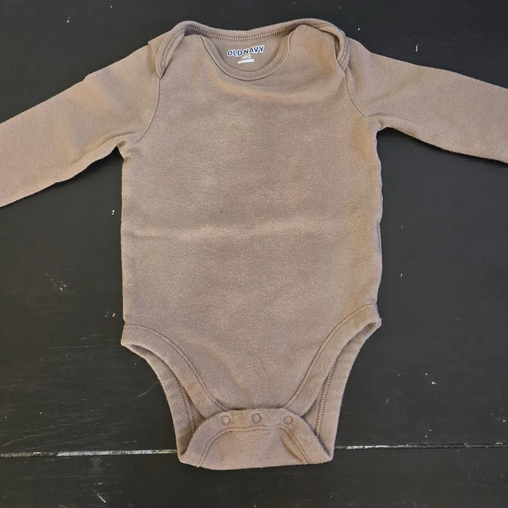 Old Navy Infant Boys Size 6-12 Months Long Sleeve One Piece Set Of 3‎
